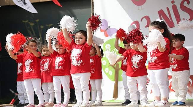 Konak'ta 23 Nisan coşkusu 