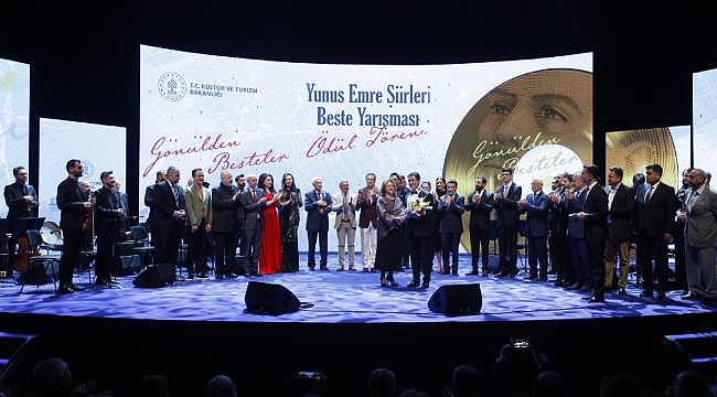Yunus Emre Şiirleri Beste Yarışması Ödül Töreni Atatürk Kültür Merkezi'nde gerçekleştirildi 