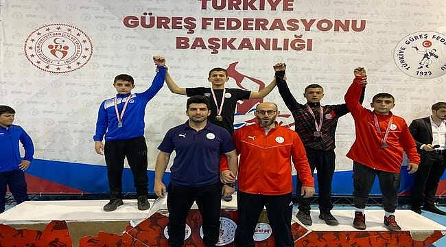 Bayraklı Belediyesi, sportif başarılarına yenilerini eklemeye devam ediyor