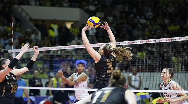 Fenerbahçe Opet 2-3 VakıfBank 