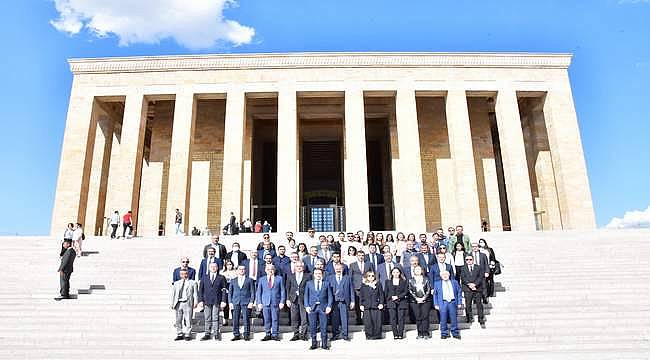 Türkçimento Yönetim Kurulu Anıtkabir'de 