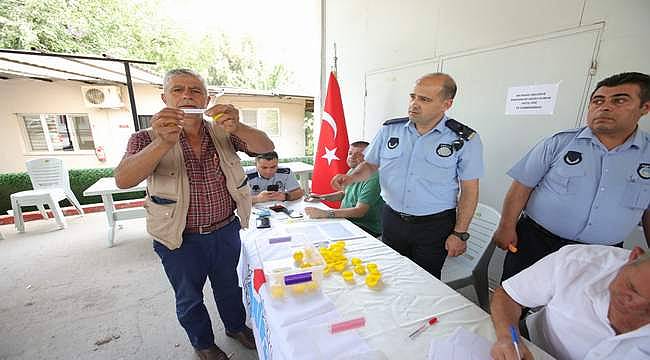 Bayraklı'da kurban satış yerleri kurası çekildi