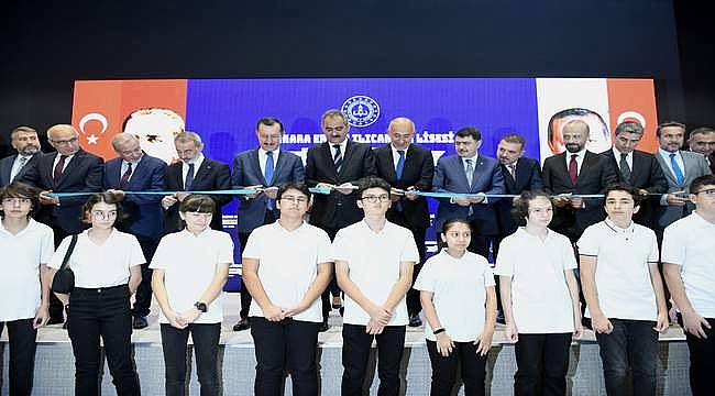 Ankara Erman Ilıcak Fen Lisesi ilk öğrencilerine kapılarını açtı 