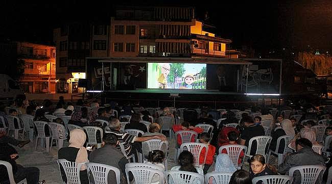 Altın Portakal Sinema Tırı ilçe ilçe gezmeyi sürdürüyor
