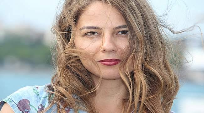 Gülşah Elikbank'ın "Âşıklar Gece Ölür" romanından ilhamla hazırlanan albüm sonrası ilk söyleşi!