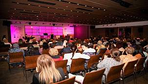 Kadınlar Pembe Festival'de Meme Sağlığı için Buluştu 