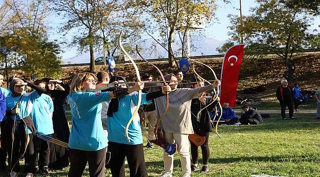 Oklar, Cumhuriyet için menzile ulaştı 