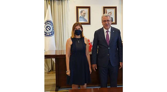 Egeli akademisyen Doç. Dr. Tüney Kızılkaya COP27'ye katıldı