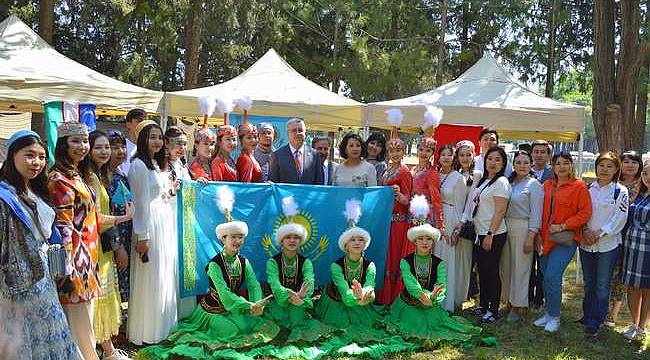 Uluslararası öğrenci hareketliliği ve eğitim turizmi