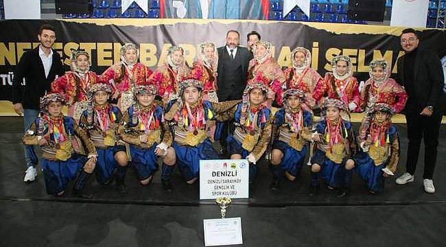 Sarayköy'ün efeleri ve yarenleri Denizli'ye ödül getirdi 