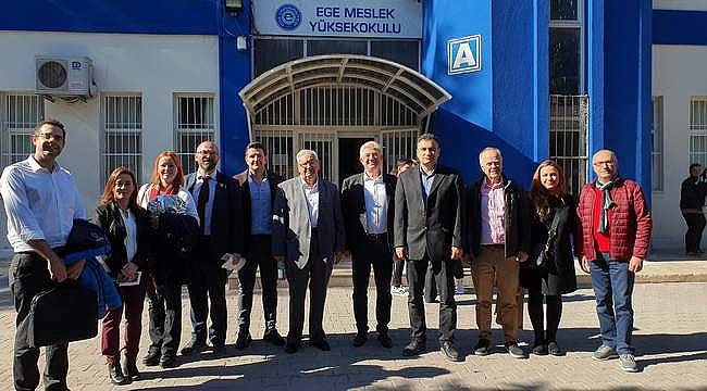 Plastik sanayicilerinden EMYO öğrencilerine: "Yeter ki başarıyla mezun olun, işiniz hazır"