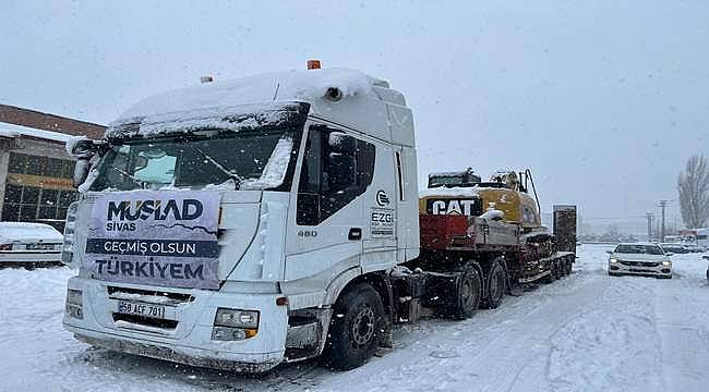 MÜSİAD'dan afet bölgesine iş makinesi ve temel ihtiyaç maddesi yardımı 