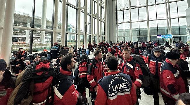 Yardım uçakları ve ekipler İGA İstanbul Havalimanı'ndan yola çıktı 