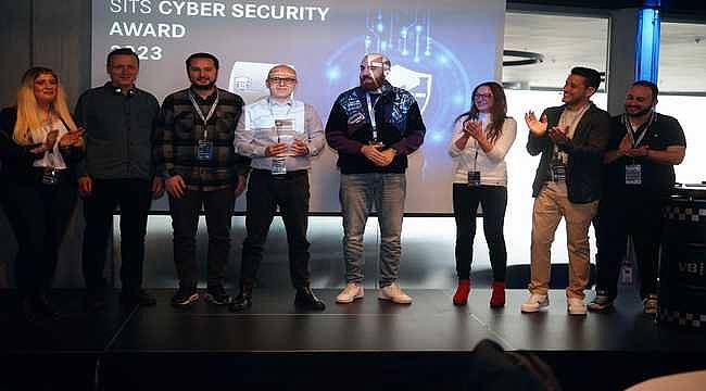 Mercedes-Benz Türk 'Cyber Security for OT 2023' zirvesinden ödülle döndü