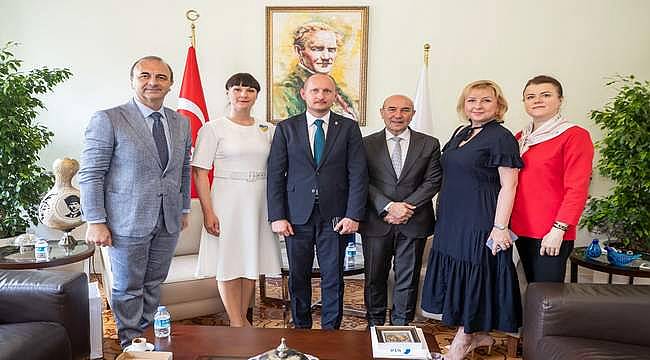 Soyer, Ukrayna'nın İstanbul Başkonsolosu Nedilskyi'i ağırladı