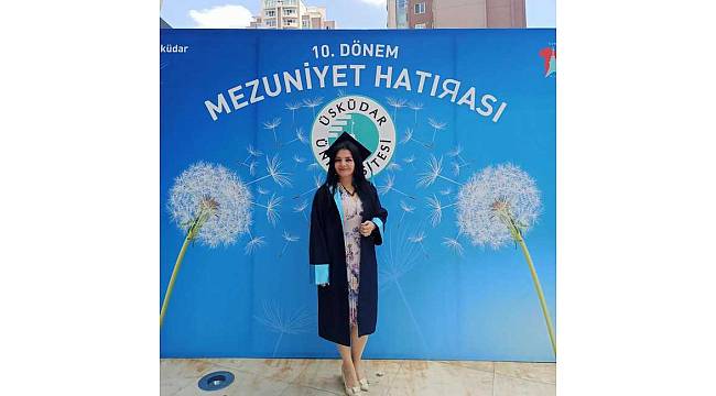 42 yaşında Üsküdar Üniversitesinde 3 program bitirdi