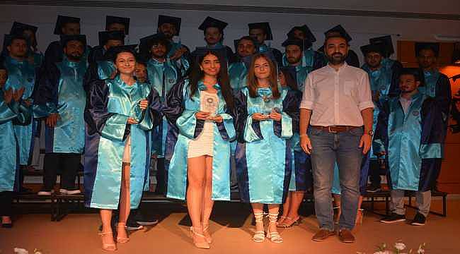 Ege Üniversitesi Su Ürünleri Fakültesinde 37. Dönem Mezunları Sektöre Uğurlandı