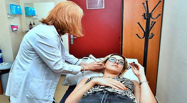 Eşrefpaşa Hastanesi hizmet ağını genişletti: Akupunktur ve hipnoz tedavisi