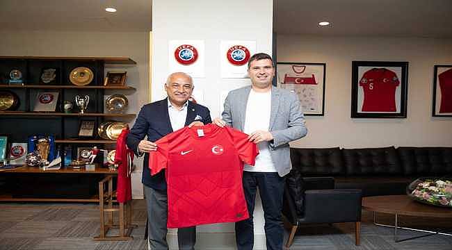 Tayfun Canlı'dan TFF Başkanı Büyükekşi'ye ziyaret 