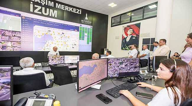 Türkiye'de bir ilk! İzmir'de taksimetre ayarı online sisteme taşındı 