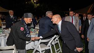 Başkan Tunç Soyer şehit yakınları ve gazilerle buluştu 