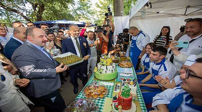 Bursa'nın kadim lezzetleri 'Gastronomi Festivali'nde görücüye çıktı