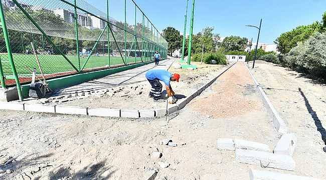 İzmir'de mahallelerin çehresi Acil Çözüm Ekiplerinin çalışmalarıyla değişiyor