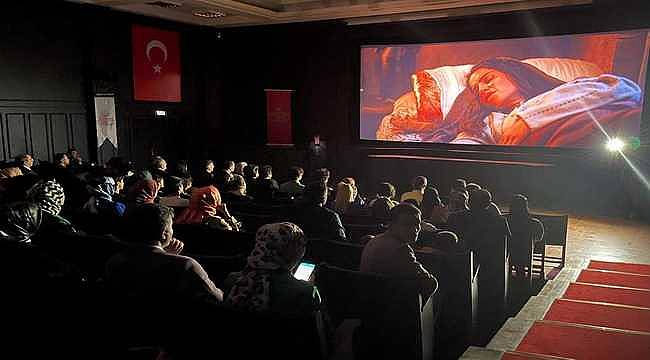 Son Akşam Yemeği filminden anlamlı buluşma