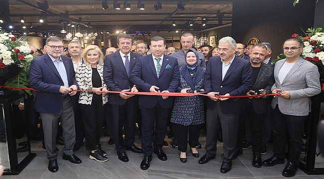 Türkiye'nin yeni mobilya üssü ÜKEA, İzmir'de açıldı