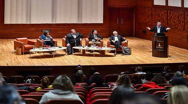 Akademisyenler "Yüzyılın Ekonomisi"ni anlattı