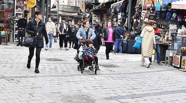 Kemeraltı'nda kaybolan çocuklar için örnek iş birliği