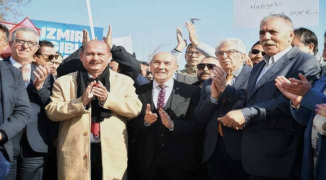 İzmir'in kalbinde dönüşüm başladı: "Vicdanımız rahat, başımız dik" 