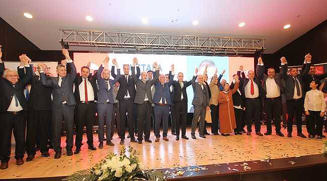 Saadet Partisi, İzmir Adaylarını Tanıttı