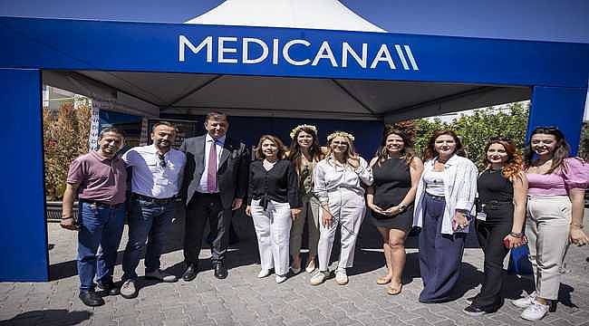 Alaçatı Ot Festivali'nde Medicana Sağlık Grubu da yer aldı
