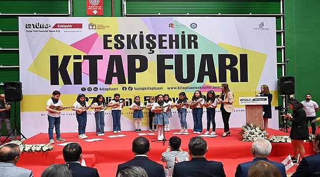 Eskişehir Kitap Fuarı kapılarını ziyaretçilerine açtı