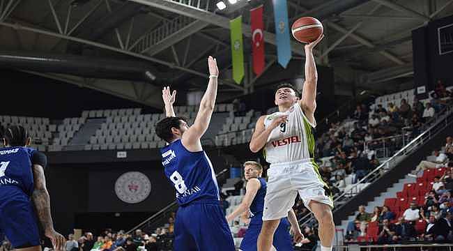 Manisa BBSK son saniye basketiyle kazandı