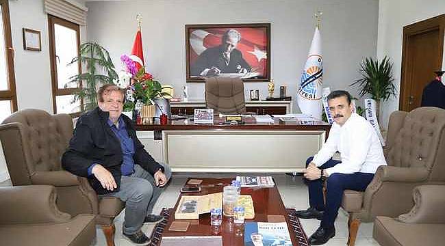 Adil Kırgöz: Sosyal belediyeciliğe önem vereceğiz!