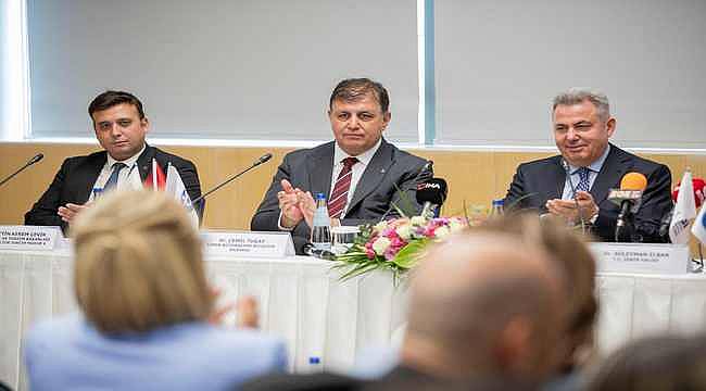 Başkan Tugay 83. Dünya SKAL Kongresi'nin tanıtım toplantısında konuştu