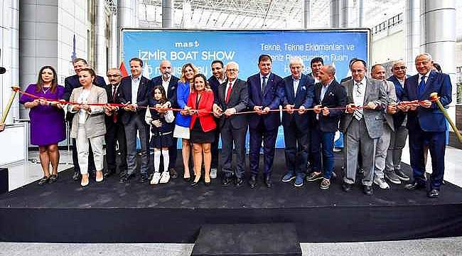 Denizcilik sektörünün kalbi İzmir'de atıyor!