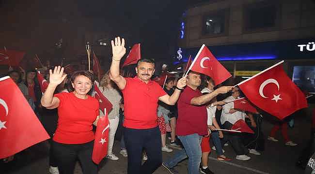 Dikili'de 19 Mayıs Coşkuyla Kutlandı