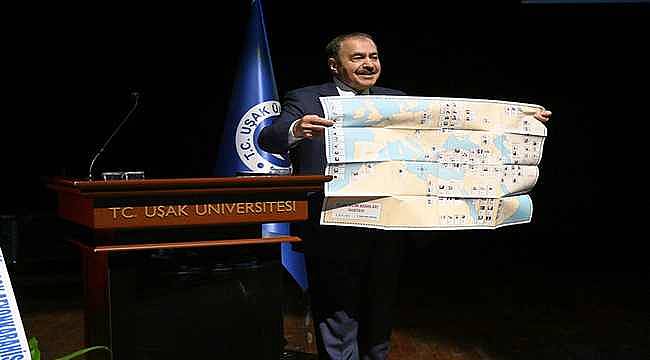 Eski Bakan Eroğlu öğrencilerle buluştu: "Teknolojiyi kullanmayan geride kalır"