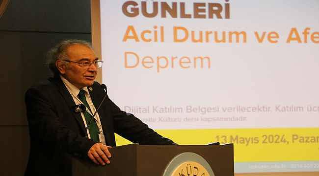 Üsküdar Üniversitesinde "Acil Durum, Afet ve Deprem" Konuşuldu