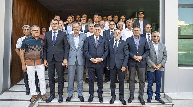 ALTO Başkanı Ömer Ertürk Başkan Tugay'dan Bütüncül Ulaşım Planı Talep Etti