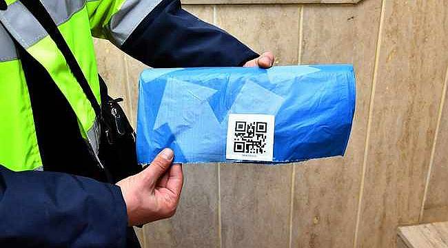 İzmir'de Atık Yönetiminde Yeni Dönem: QR Kodlu Mavi Poşet Sistemi
