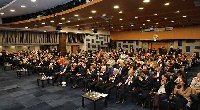 İzmir ve Ege Bölgesi'nin ilk Melek Yatırımcılık Zirvesi'ne Yoğun İlgi