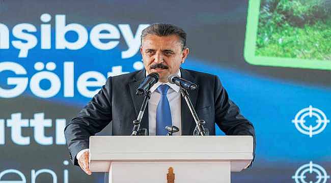 Dikili'de toprak suyla buluştu, üretici bayram sevinci yaşadı