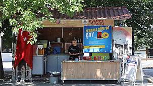 Başkan Sengel'den Emeklilere Müjde: Ferahlı Büfe'de Çay "1 TL"