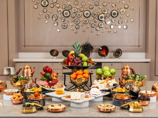 Address Hotel Istanbul 11 Ayın Sultanı Ramazan Ayına özel lezzetlerin yer aldığı iftar menüsü ve Ramazan ruhunu birebir yansıtan dokunuşların hakim olduğu özel bir konseptle karşılamaya hazırlanıyor. 